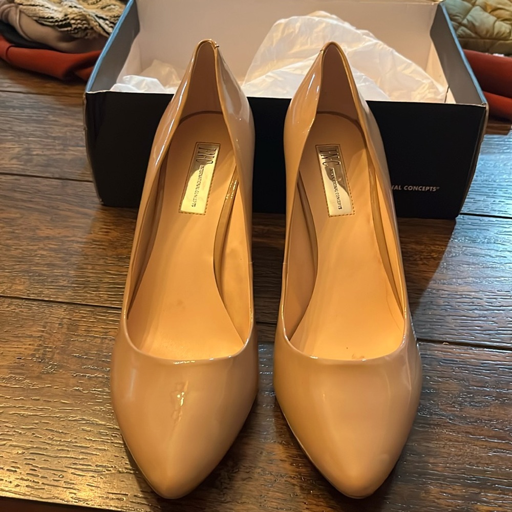 INC Zitah pumps